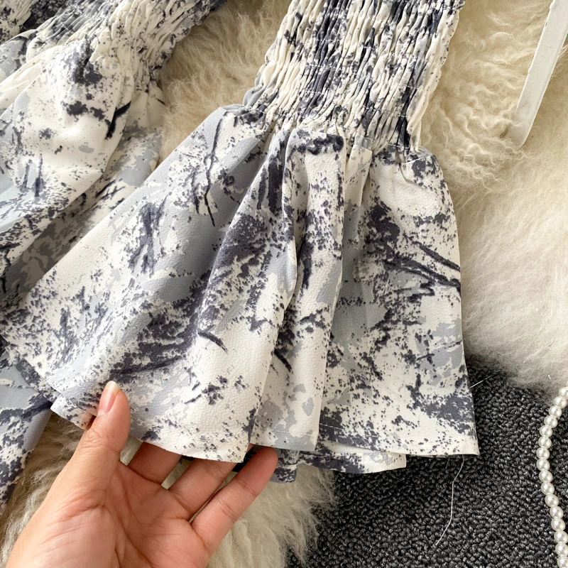 

Fashion Summer Women Dress Pleated Elastic High Waist A-Line Casual Dress Sweet Off Shoulder Flared Sleeve Short Dress