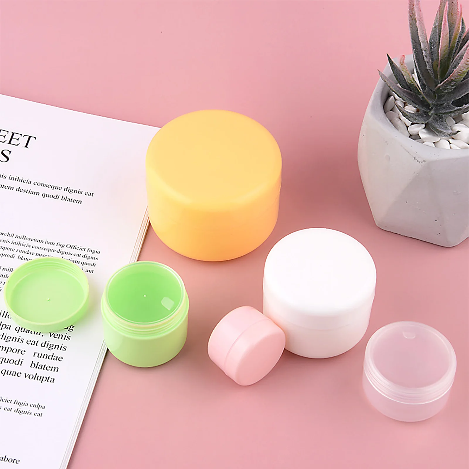 50 шт. бутылках косметические банки в а так же 30 г небольшые пустые Пластик