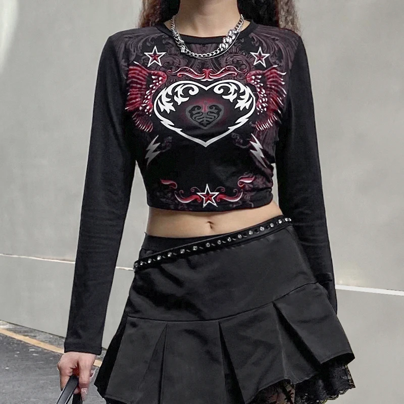 

Весенне-осенняя Женская короткая футболка, женские повседневные облегающие черные топы с принтом сердечек