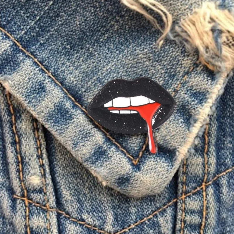 Черная брошь с блестками в виде губ сексуальные блестки губы капли крови