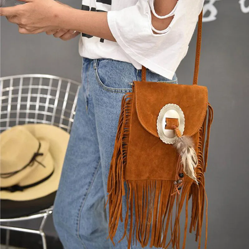 Женские ручные сумки 2019 осенние новые винтажные pu кожаные с кисточками из перьев