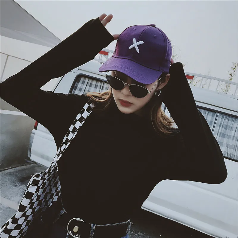 Футболка женская с длинным рукавом однотонная мягкая облегающая Повседневная в