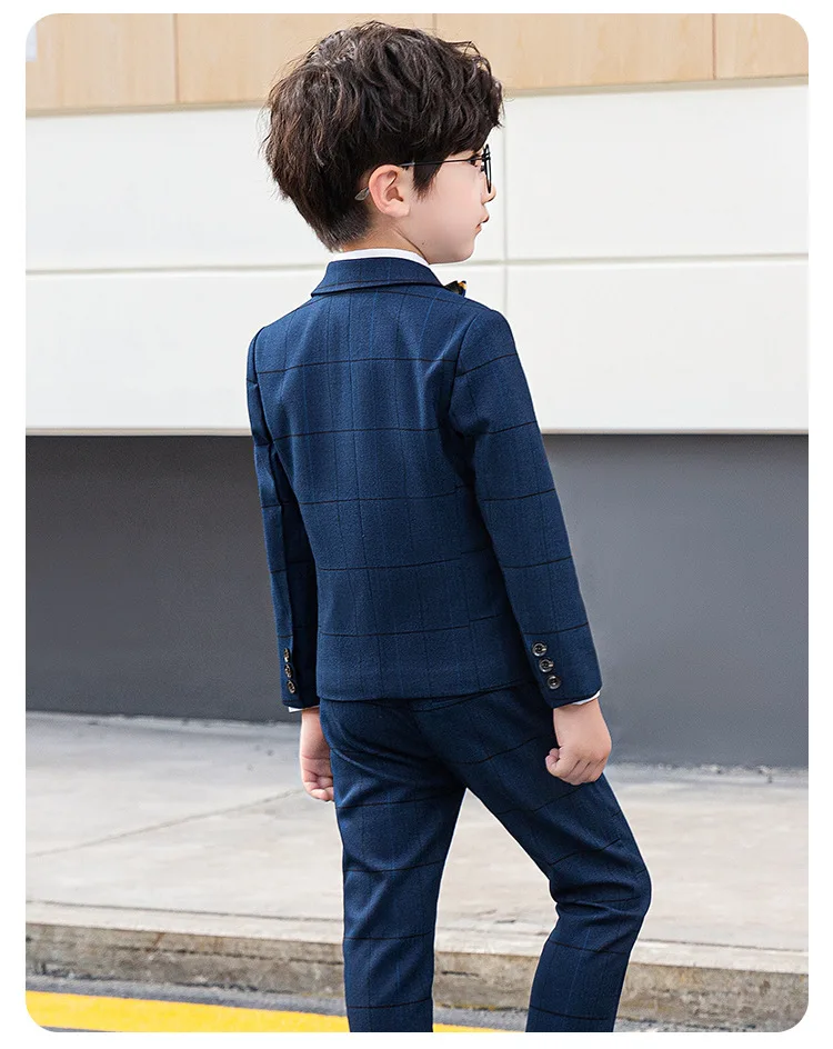 Детский костюм для мальчика