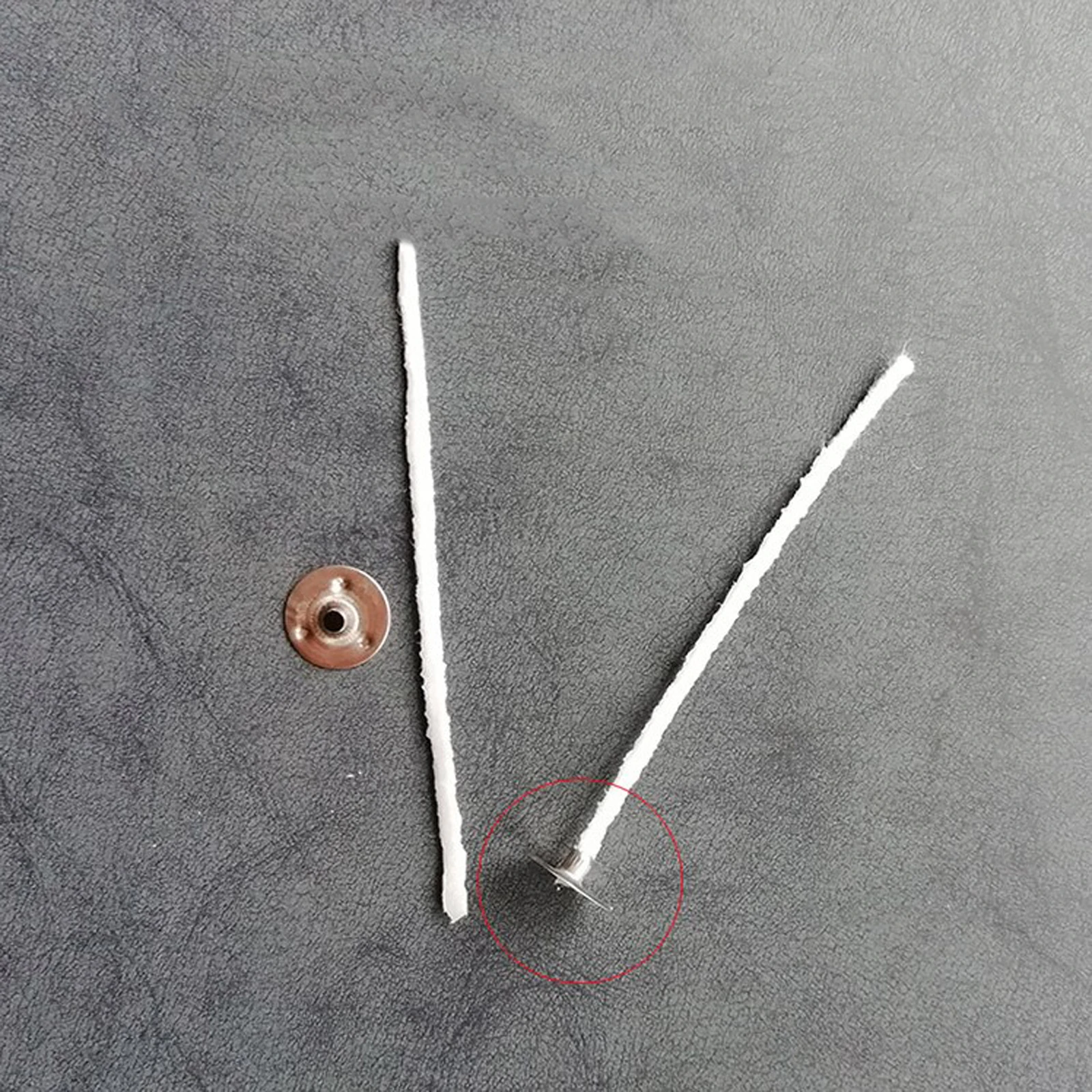 

5m Cotton Candle Wicks Core with 20pcs Metal Sustainers Tabs Holder Base for Candle Making Craft Handmade Candle Wick
