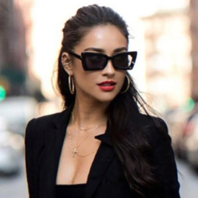 

Women's trendy square sunglasses，Trendy retro sunglasses，Fashion Outdoor UV protection sunglasses，Female Eyewear