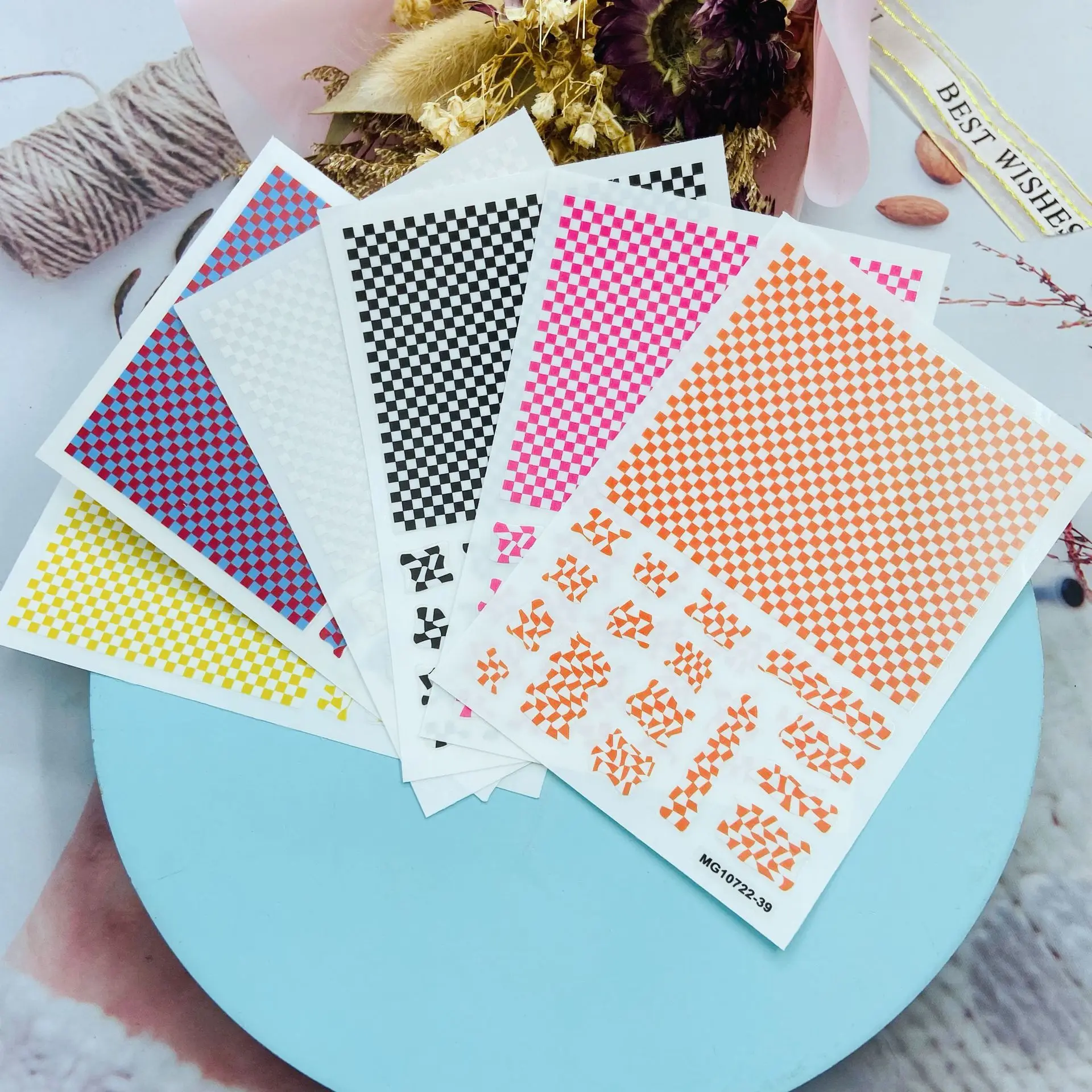 

New Fresh Plaid Pattern Nail Art Sticker Self-adhesive Transfer Applique 3D Slider DIY Skills Nail Decoration Manicure Package