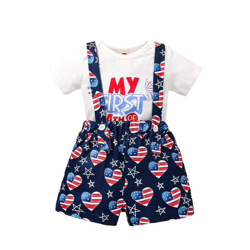 

Костюм спортивный из двух предметов для мальчиков, повседневный белый топ с круглым вырезом и короткими рукавами и брюки на подтяжках, комп...