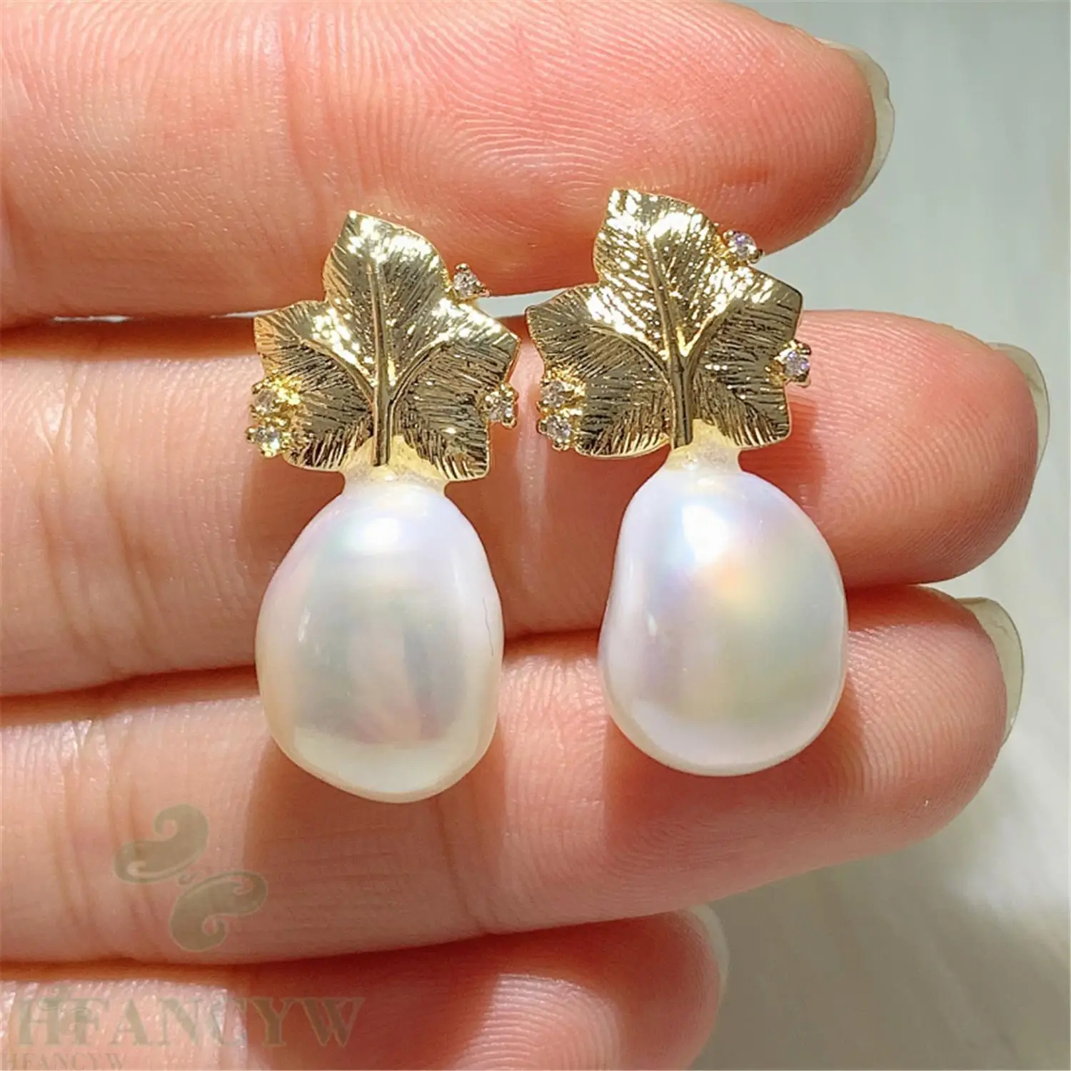 Белые жемчужные серьги в стиле барокко 18k серьги-гвоздики с листьями