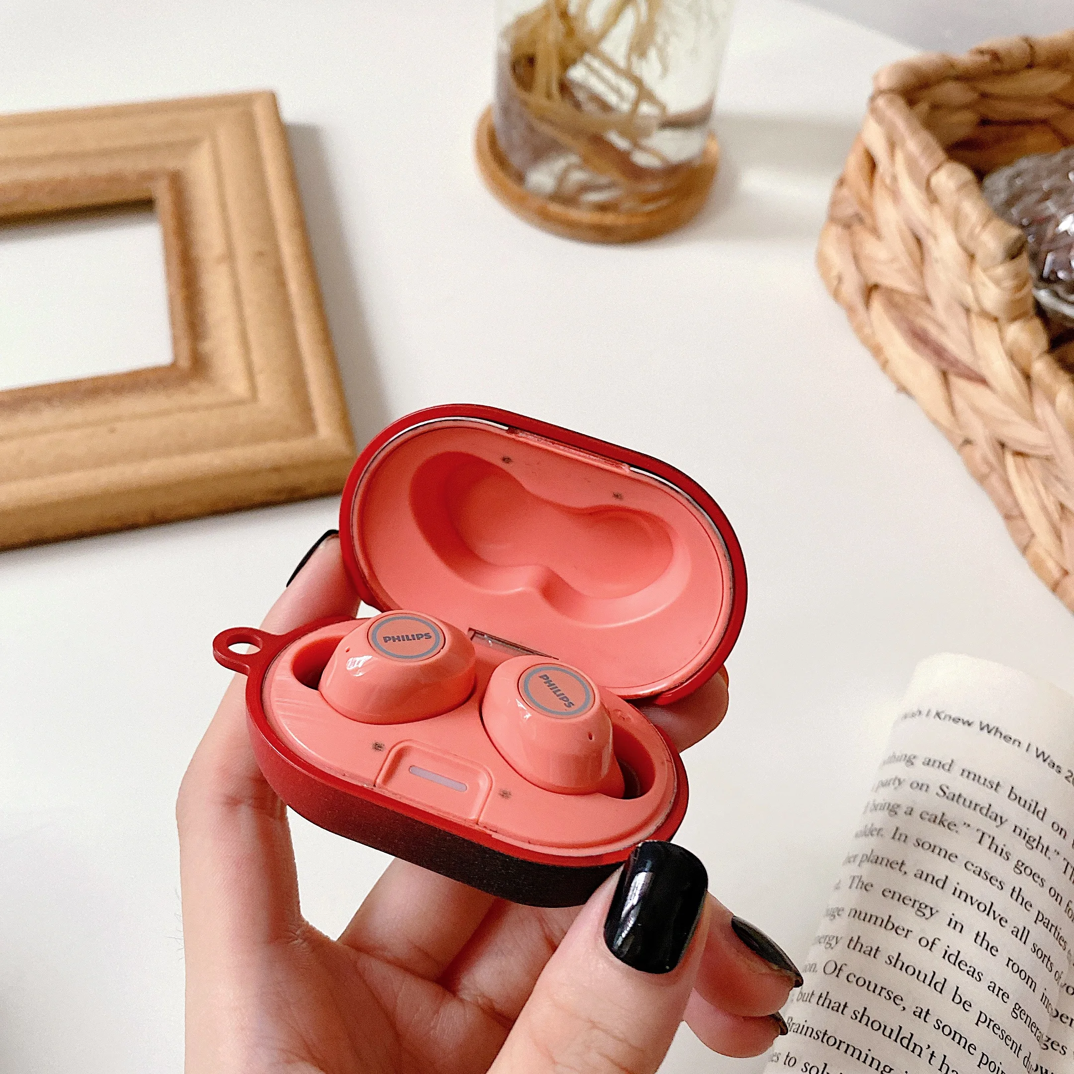 

PC Headset protective cover For PHILIPS TAT1205 Cute Solid Color Hard PC Earphone Protector Cover Accessories
