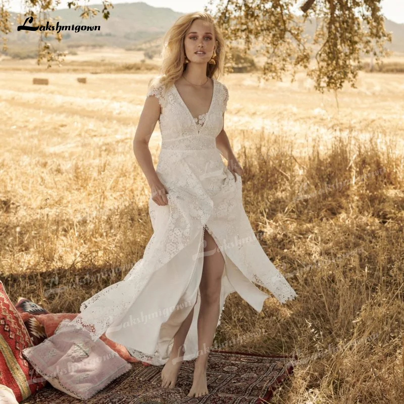 

Fashion Boho Wedding Dress Sexy V Neck Side Slit Bohemian Lace A Line Robe De Mariee Simple Beach Bridal Gowns 2021 Open Back