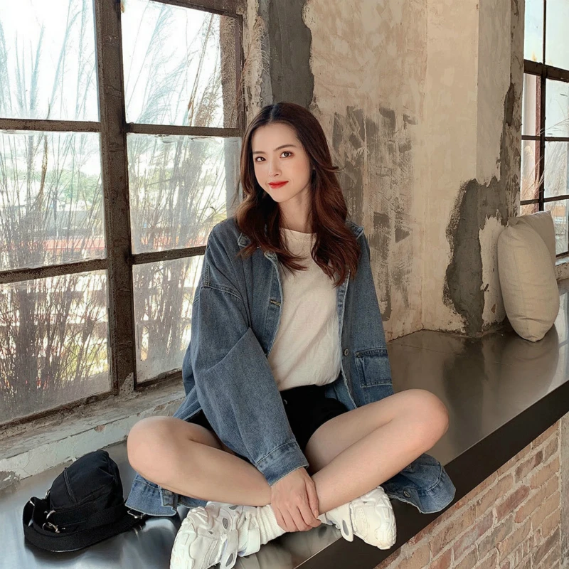 

Vintage Women Denim Jacket 2020 Spring Autumn Casual Loose Washed Blue Jeans Coat Turn-down Collar Outwear Bomber Jacket