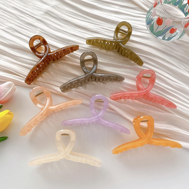 

New Acetate Hair Claws Crab Clamps Charm Claw Clips Women Girls Solid Hair Clips Retro Cross Hairdress Hair Styling Tool