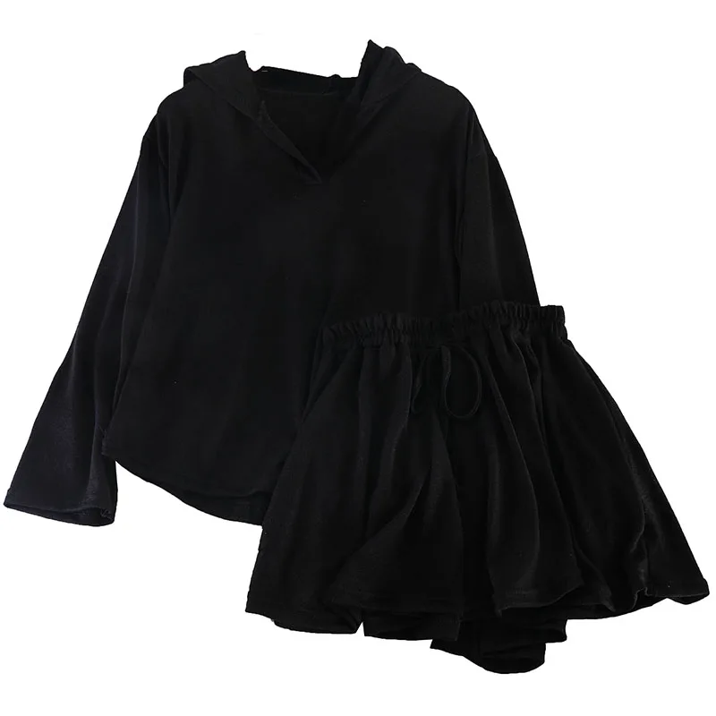 Женский комплект из двух предметов пуловер с капюшоном и эластичная юбка сезон