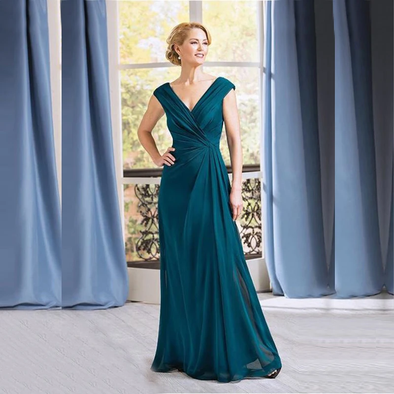 

2020 Modern Simple Midnight Green Chiffon Cap Sleeves Mother of the Bride Dresses V Neckline Wedding Party Gowns Back Out
