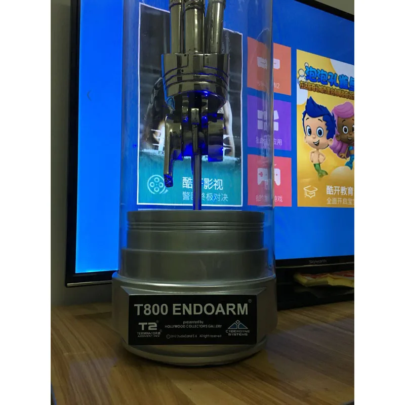 

The Terminator 1:1 Scale T-800 Arm plating skull standard electroplate resin edition of hand model furnishing articles BOX Q131