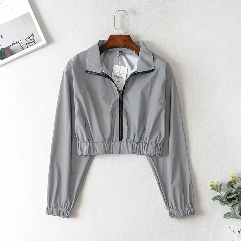 

2020 Autumn Reflective Zipper Women's Coat Autumn New Short Waist Lapel Jacket Easy To Match The Handsome and Cool unique Style