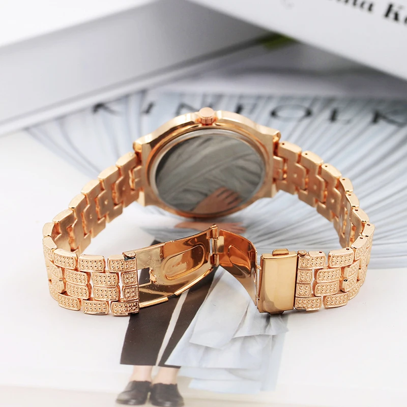 Часы женские кварцевые с браслетом из нержавеющей стали римскими