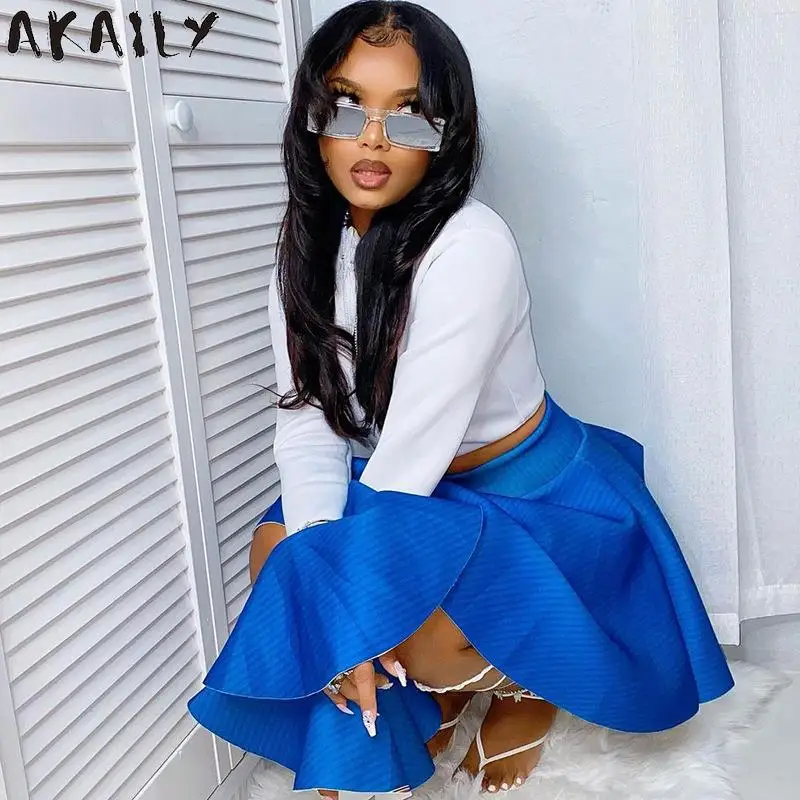 

Женский костюм с юбкой Akaily, белый костюм из двух предметов в стиле пэчворк, короткий топ с расклешенными рукавами и мини-платье с рюшами, 2021