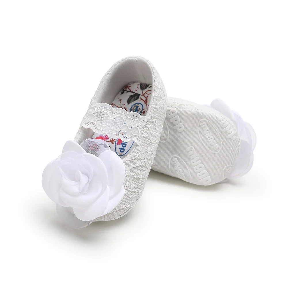 Младенческая обувь для маленьких девочек Обувь малышей Милая мягкая подошва