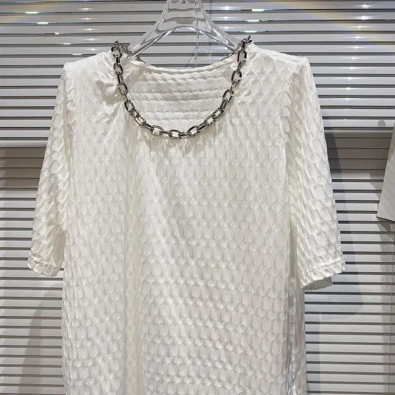 

2021 Summer New Embossed Metal Chain Casual Loose Top Ladies Solid Color Round Neck Short Sleeves T-shirt for Women