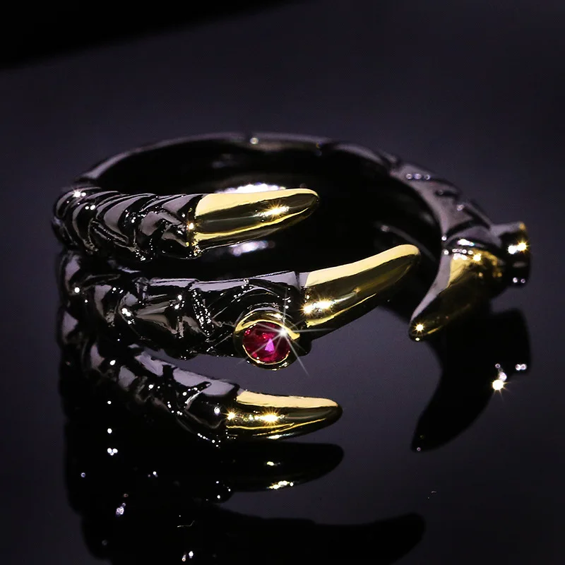 

Unique creative design new dragon claw domineering trend demon ring exquisite retro men attending cocktail party silver jewelry