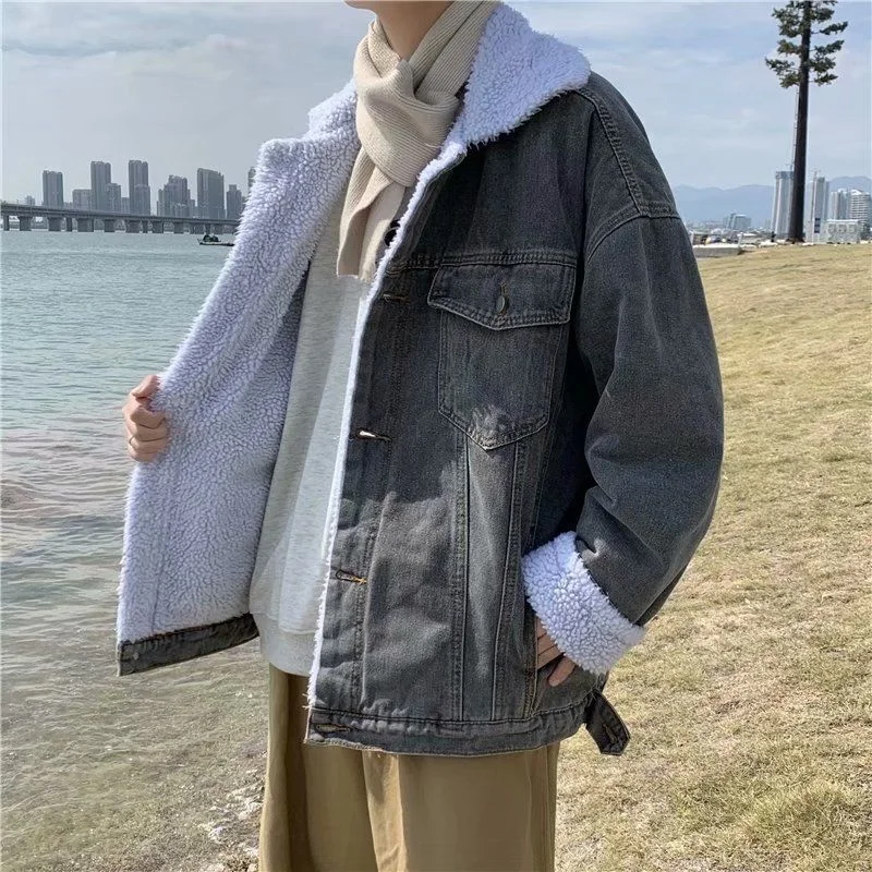 Winter Thick Denim Jacket Men Warm Fashion Casual Lamb Fur Jacket Men Streetwear Loose Blue Black Denim Coat Mens Outwear M-2XL