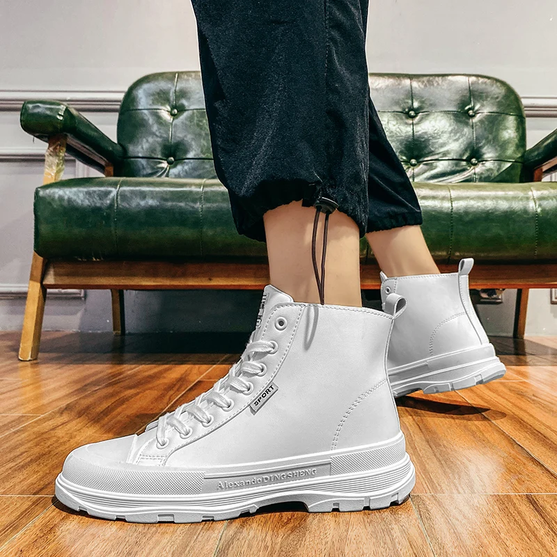 

CYYTL Platform Men Work Safety Ankle Boots Fashion Leather Tooling Casual Shoes Outdoor Waterproof Motorcycle Femmes Bottes