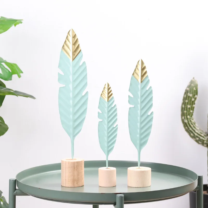 

Modern Home Decoration Feather Wooden Miniatures Figurines Ornaments for Aesthetic Room Decor Home Decor Loft House Accessories
