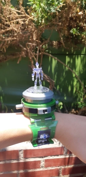 Три стиля игрушечных часов Omnitrix Watch Toys Japan Projector DAI Genuine Watches Toy Christmas Gift для детей.