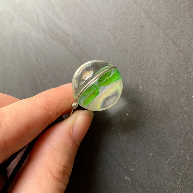 Ожерелье зеленый счастливый четырехлистный клевер сушеные подвески Из Черного