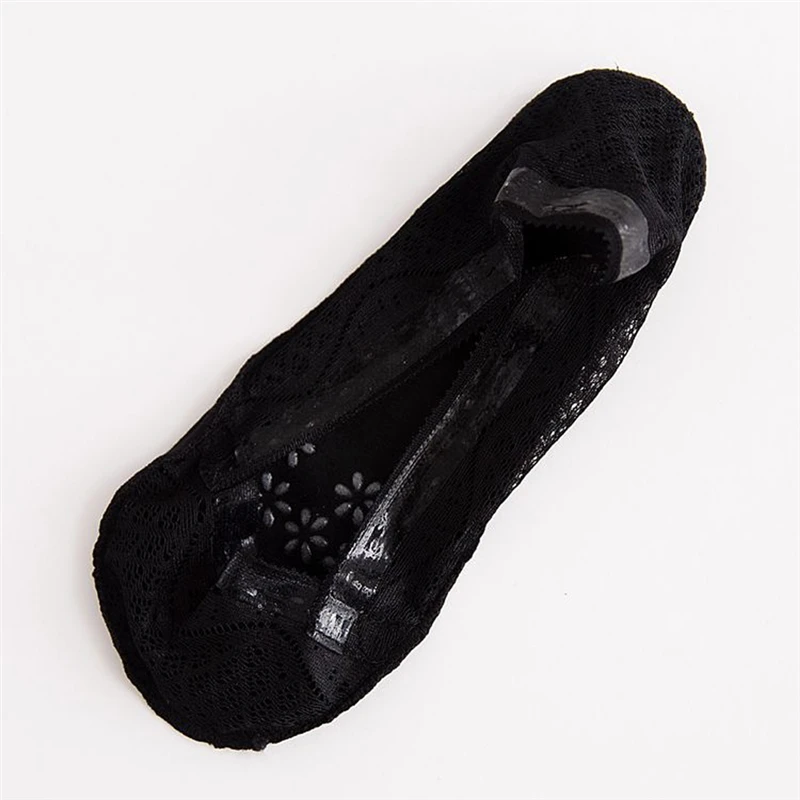 

Lace Boat Socks for Women Summer Hollow Out Ultrathin Antiskid Invisible Socks Silicone Non-slip No Show Low Cut Socks Slippers
