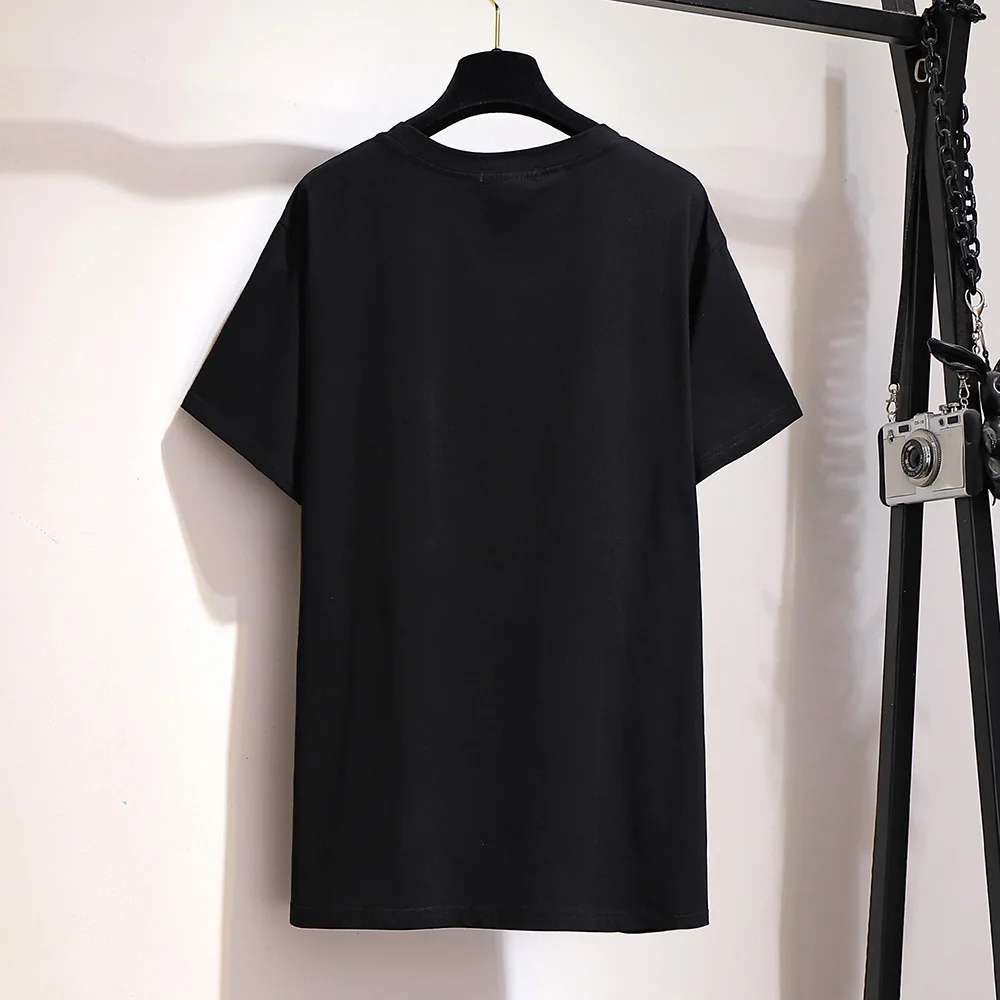 Женская свободная футболка с круглым вырезом черная или белая хлопковая