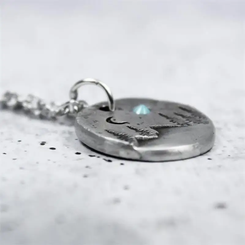 

Fashion Natural Mountain Necklace Women Inlaid Moonstone Pendant Chain Necklace Feminine Charm Jewelry Accessories