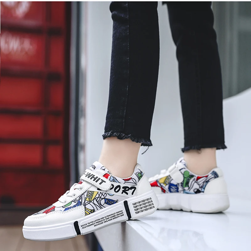 Детские кроссовки для девочек и мальчиков модная спортивная обувь начинающих