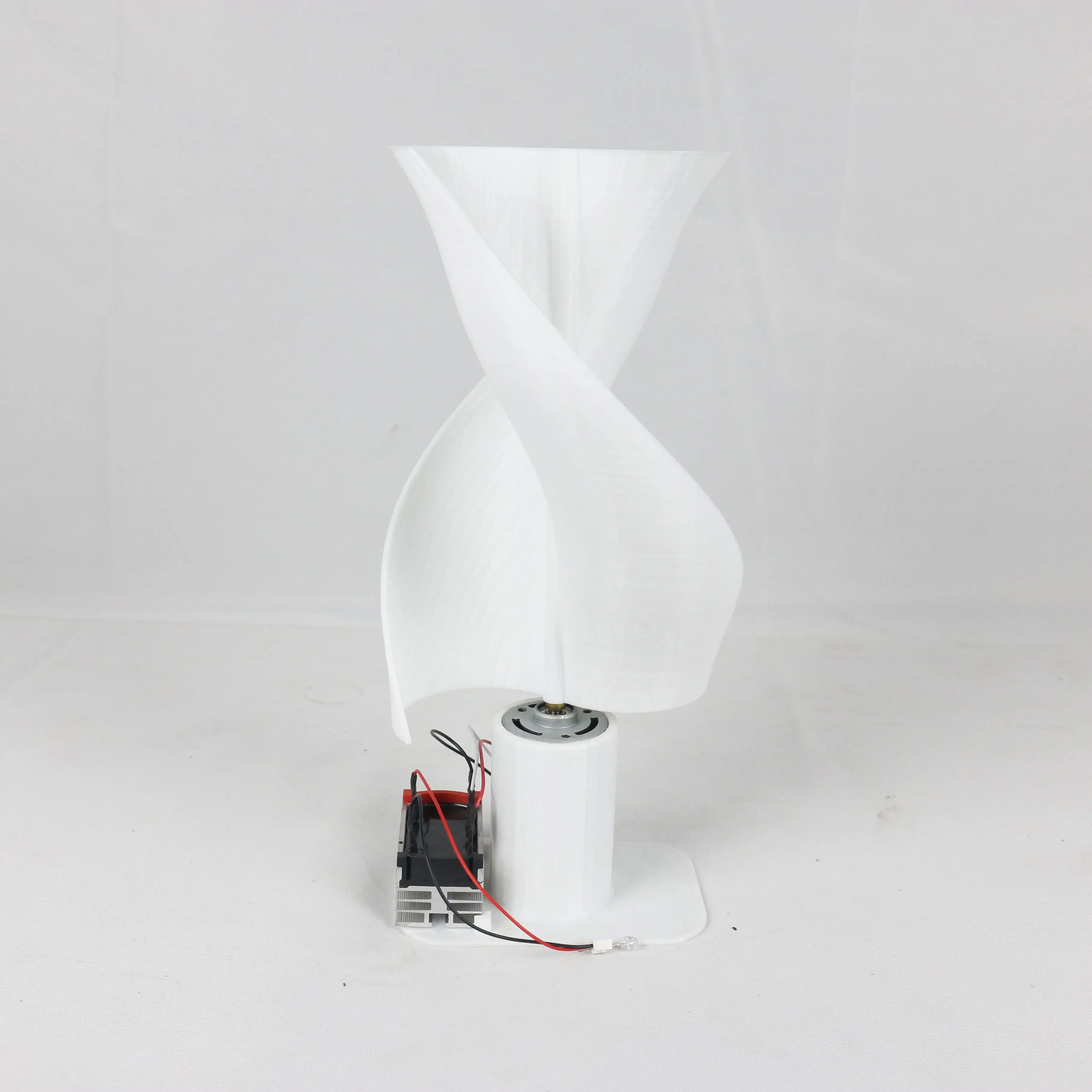 Маленькие светодиодсветодиодный фонари с микро двигателем постоянного тока