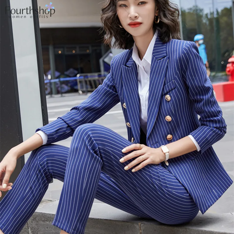 Женский деловой костюм из блейзера и штанов офисный комплект 2 предметов в