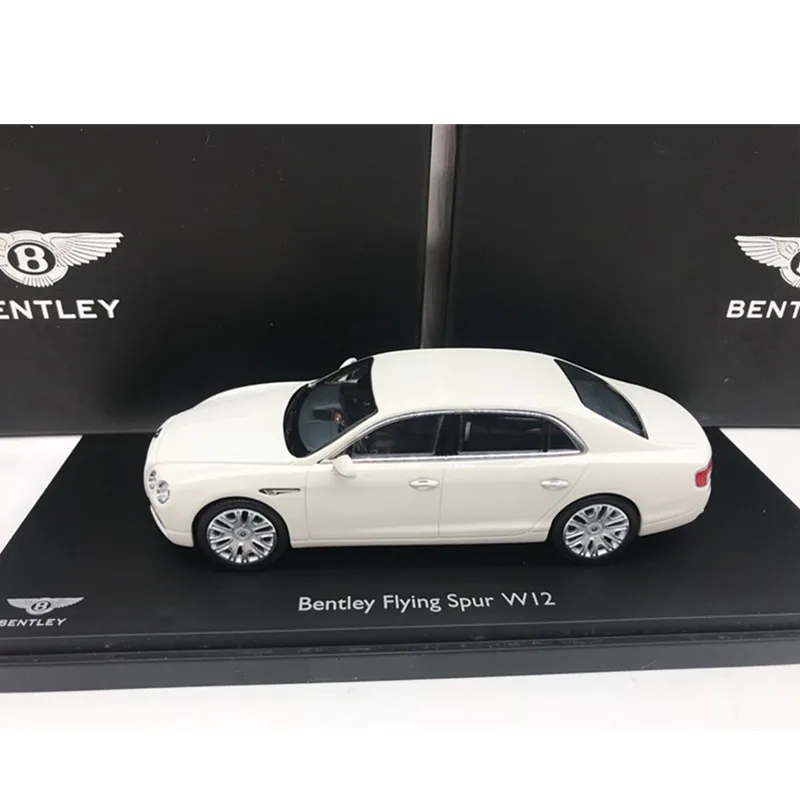 1:43 сплав модель автомобиля Летающий шпор W12 Металлический Игрушечный Автомобиль