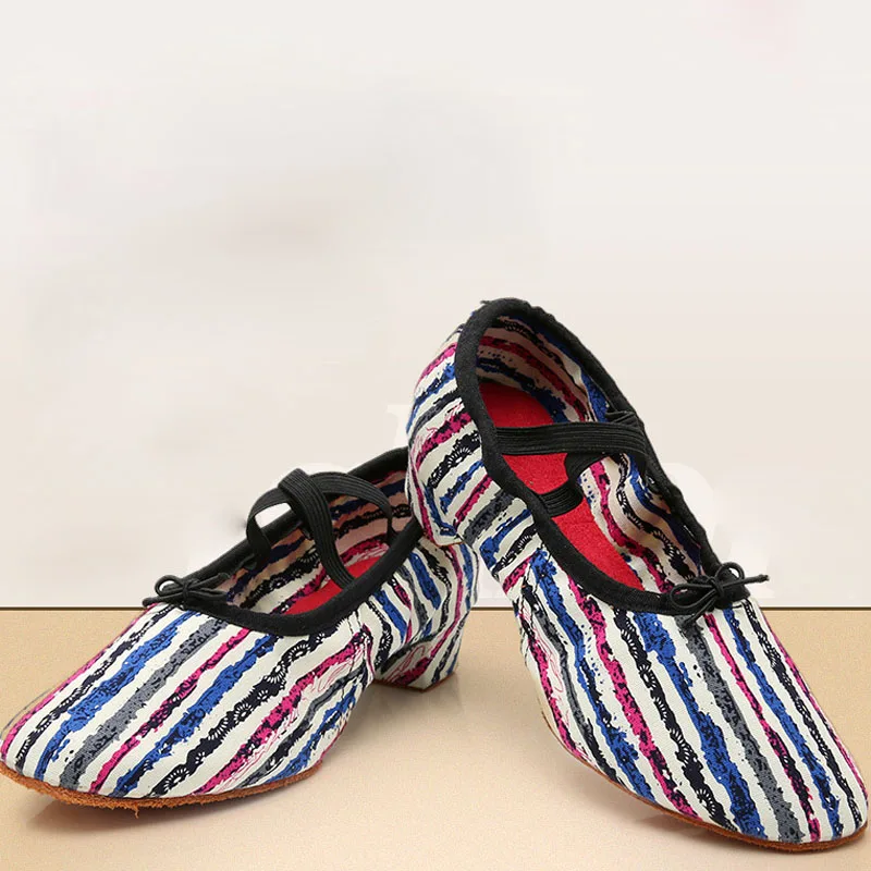

Women's Ballet Dance Shoes Color Striped Soft Sole Dance Sneakers Light and Breathable Slides Salsa Dance Shoes Latin Sandals