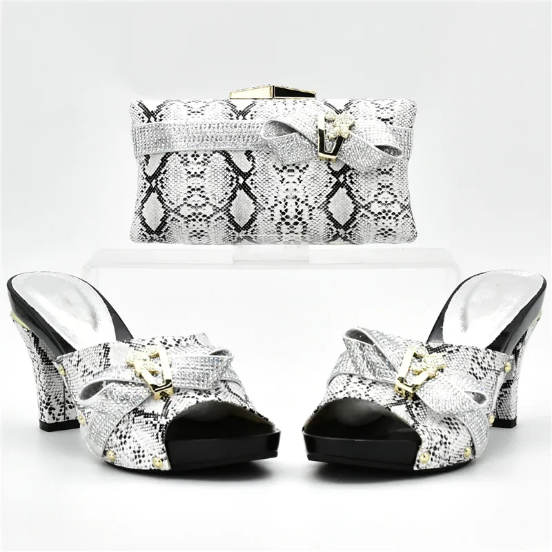 Latest Matching Shoes and Bag Set In Heels Italian with Decorated Rhinestone Italy | Обувь