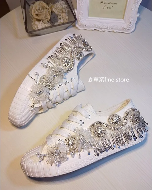 2019 Новый Европейский станция в Корейском стиле со шнуровкой и Стразы бисером