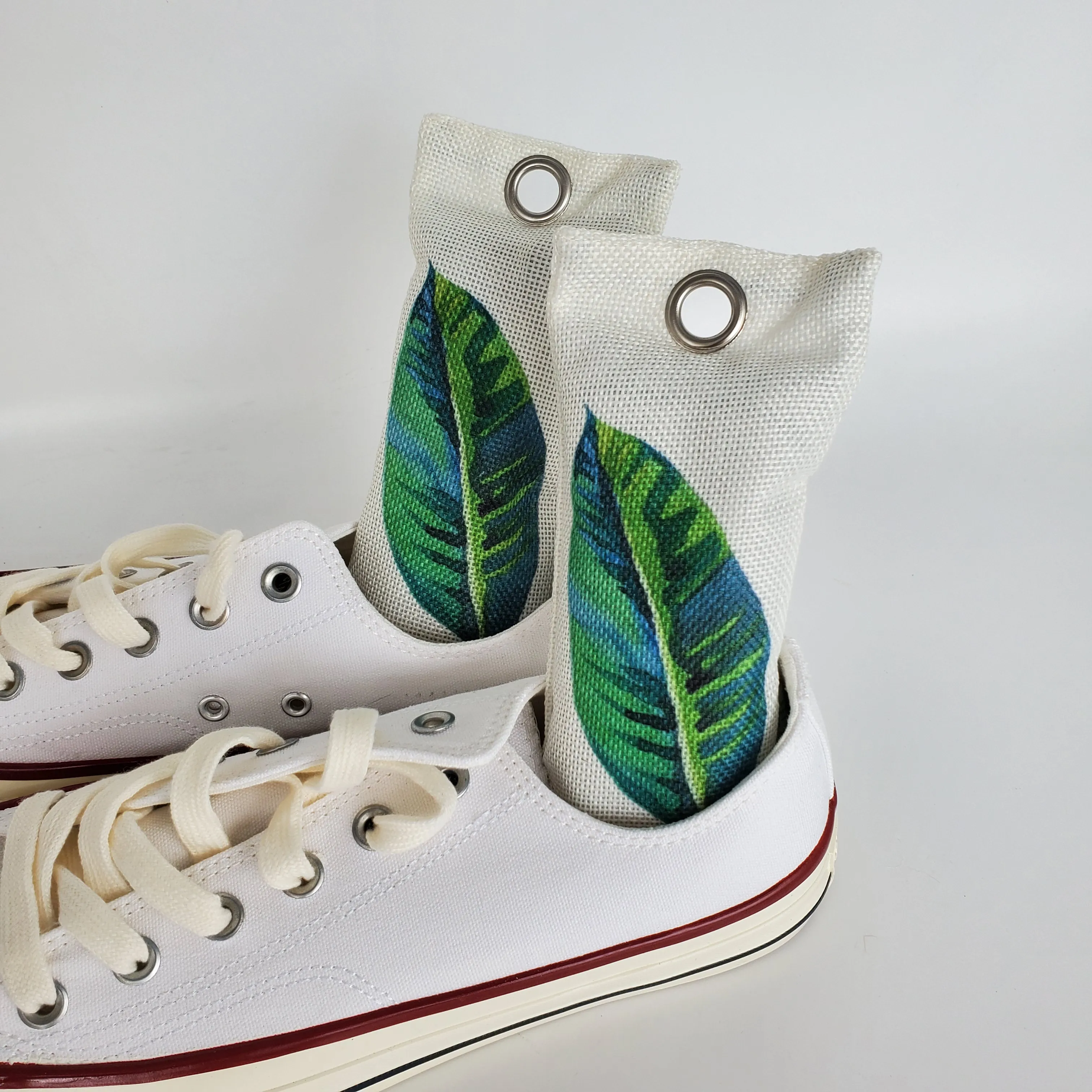 

Bamboo Charcoal Air Purifying Bags Nature Fresh Odor Freshener Purifier Bag 2PCS