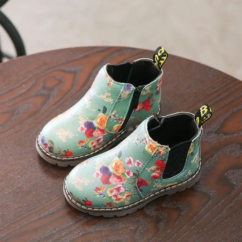 Осенне зимние ботинки для девочек Мартенс принцессы хлопковые с плюшевой