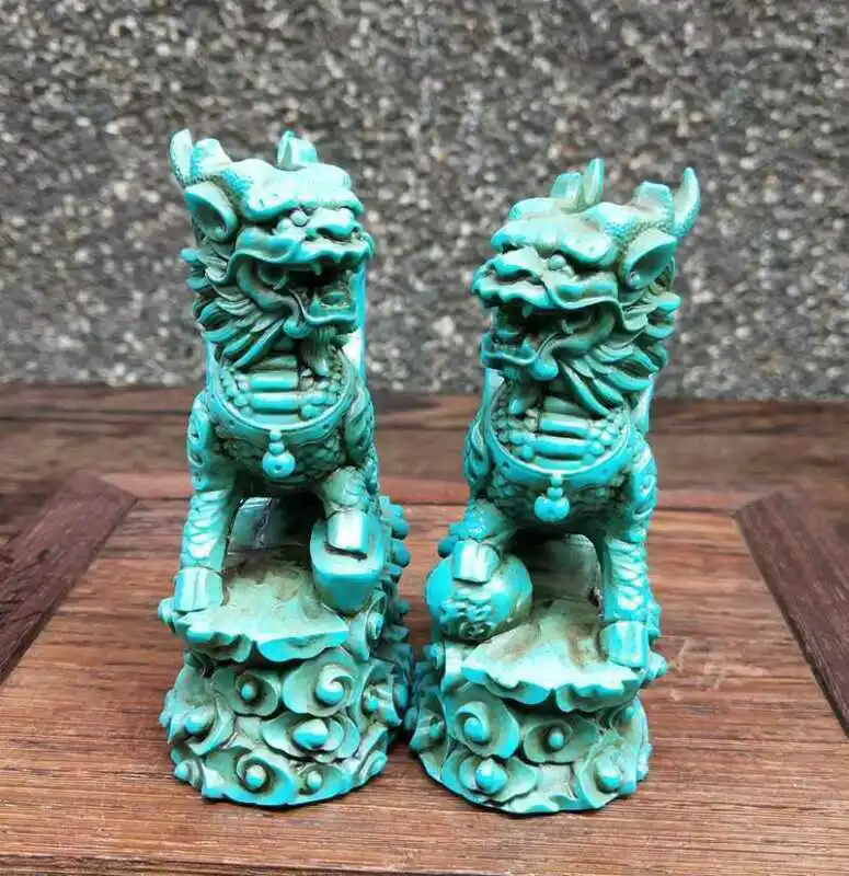 A pair Hand-Carved Chinese Natural Turquoise Statue Lion Exquisite Green