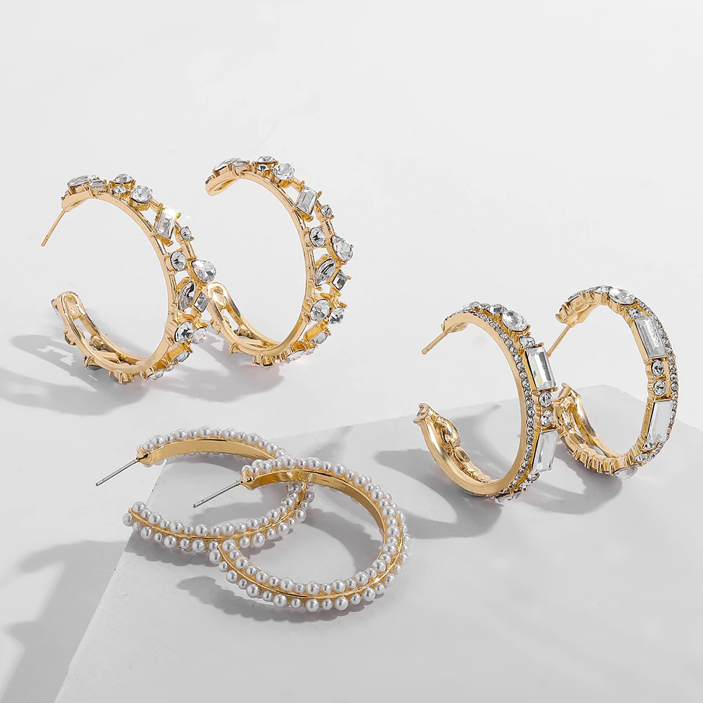 

Женские круглые серьги-кольца с искусственным жемчугом