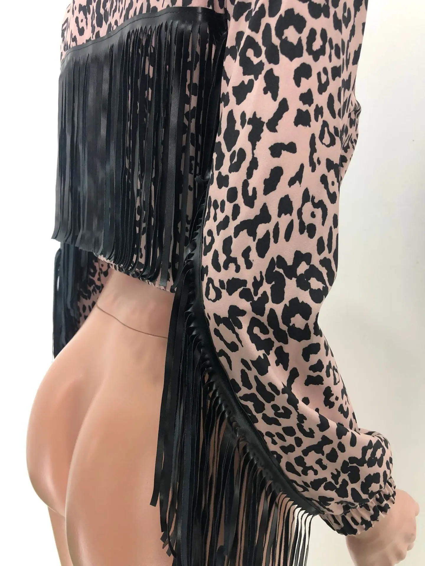 

New Women Autumn Winter Jackets Gradient Full Sleeve Leopard Print Coats Tassel Active Wear High Street Outer Coat Sexy