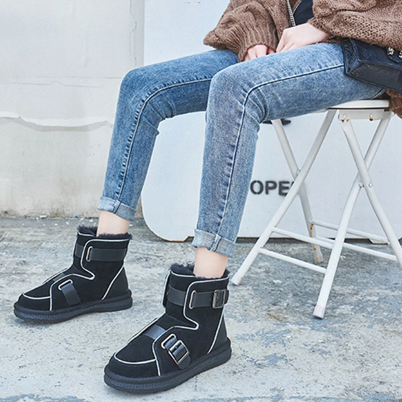 Women's Wool and Velvet Snow Boots, Warm Women's Short Boots Frosted Leather Night Reflective Cotton Shoes сапоги женские