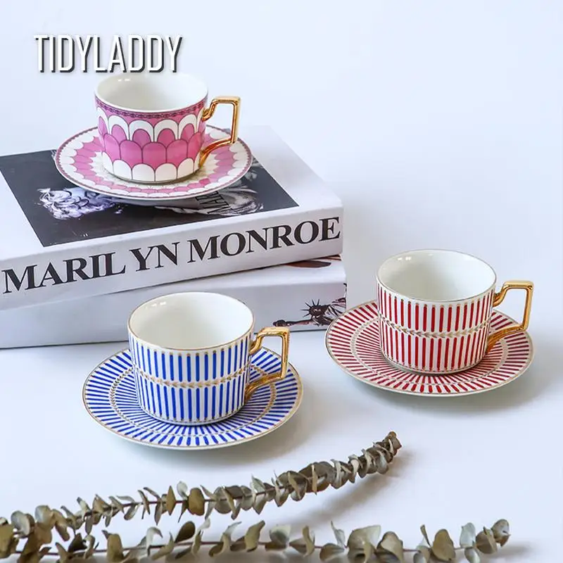 Набор керамических кофейных чашек в мароккансветильник ле роскошная кофейная