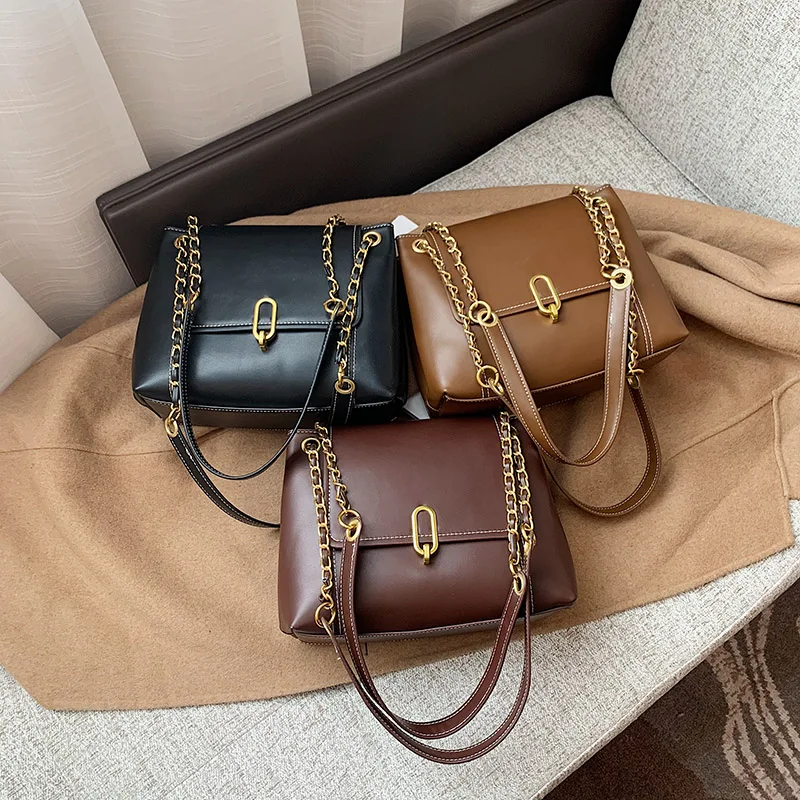 

2021 new French niche polka dot carved leather bag ladies shoulder messenger handbag fashion large capacity ladies shoulder bag