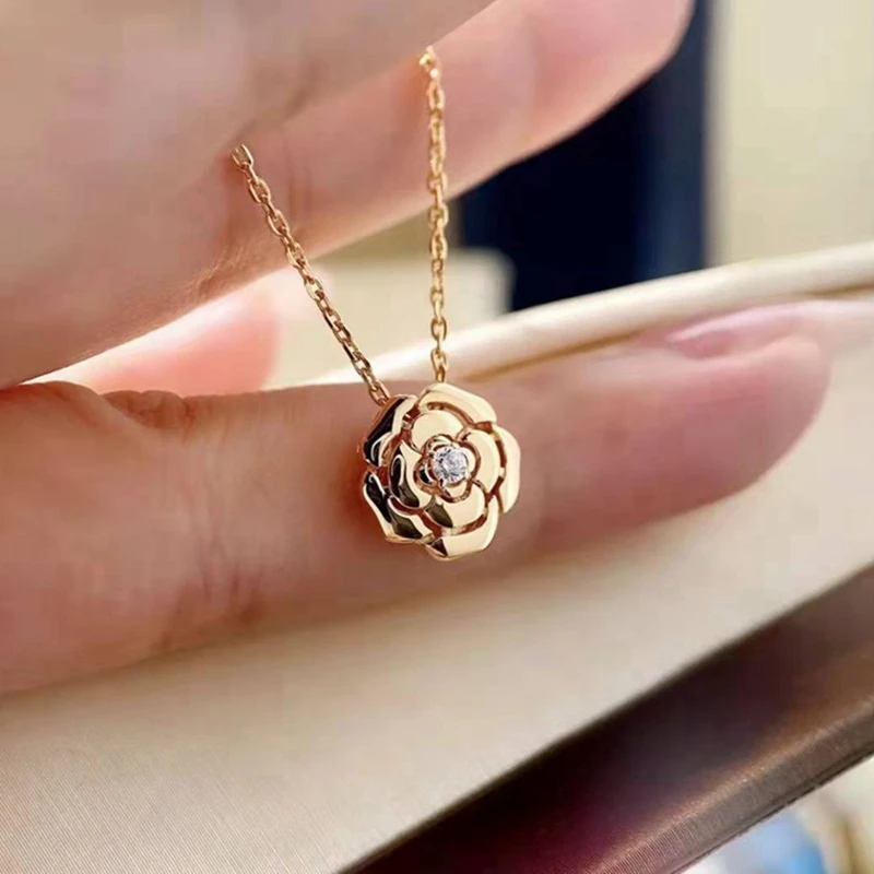 

S925 Sterling Silver Hollow Camellia Pendant Necklace Rose Gold Cubic Zirconia Flower Choker for Women Wedding Party Jewelry