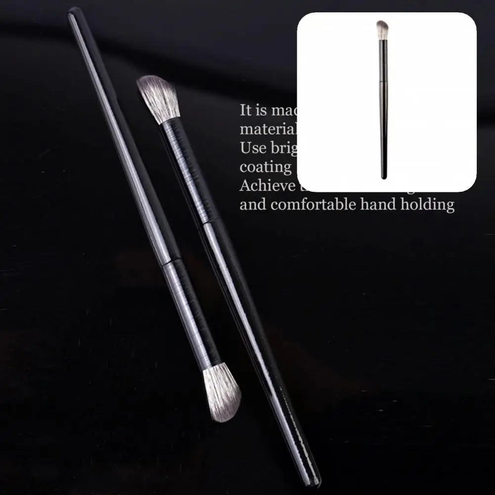 

Safe Thin Uniform Shading Nose Contour Powder Foundation Eye Shadow Brush for Women Makeup Brush Makeup Brush